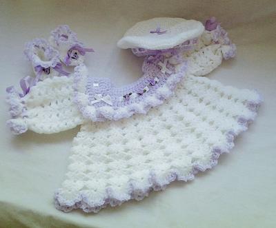Beautiful angel top cheeky trimmed beret and cute frilled shoes - Project by Catherine 