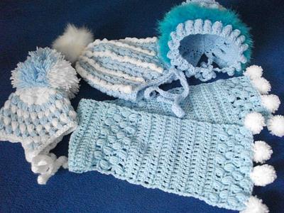 hats and scarfs - Project by mobilecrafts