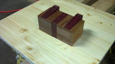 Bandsaw Box w/handmade hinges - Project by zzzachp