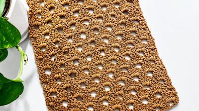 The Caramel Arcade Crochet Table Runner - Project by rajiscrafthobby