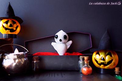 Ghost Amigurumi - La Calabaza de Jack - Project by La Calabaza de Jack