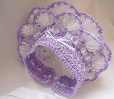 Scalloped bonnet - Project by Catherine 