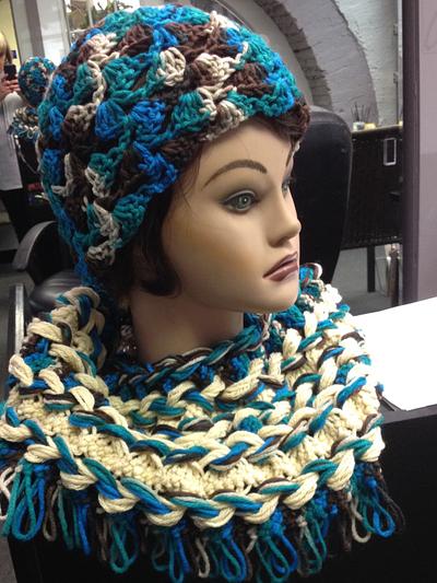 Retro cowl - Project by Annemarie 