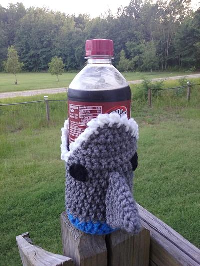 SHARK! Beverage Cozy - Project by tkulling