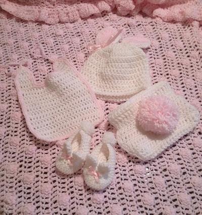 Newborn Bunny Outfit - Project by Terri