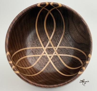 A little compound angle, laminated bowl - Project by Lew