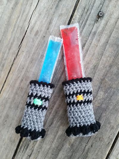 Light Saber Freezie Sleeves - Project by tkulling