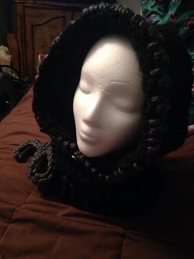 Hooded Winter Hat - Project by jujube1960