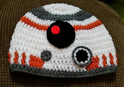 BB8 Beanie - Project by Kelly