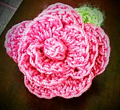 Tiny Crochet Rose  - Project by Kelly