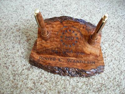 Maple Burl Pen and Pencil Holder - Project by Jim Jakosh