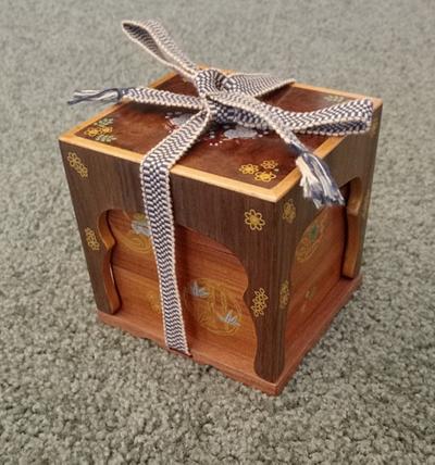 Japanese stacking storage box with cover - Ju Kobako - Project by Madburg