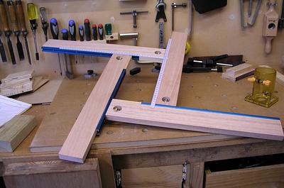 Adjustable Oblong Routing Jig - Project by LIttleBlackDuck