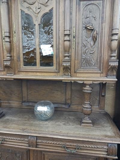 Antique Buffet - review review by Dark_Lightning