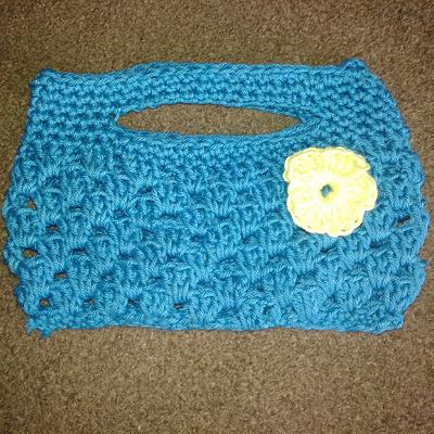 Granny Stripe Clutch Bag - Project by CrochetNikki