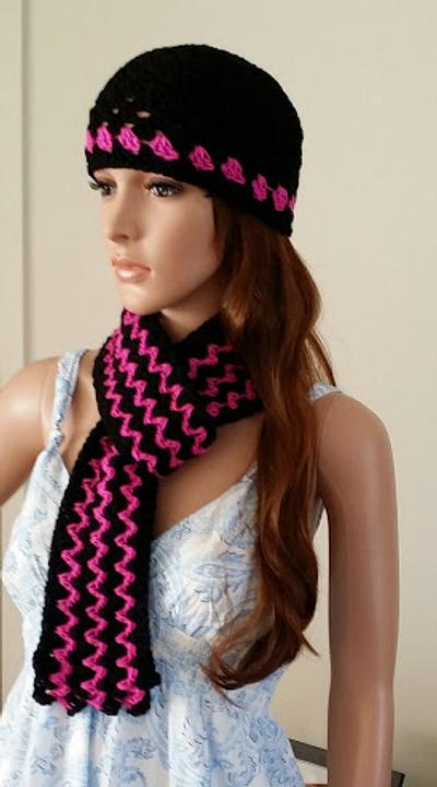 Beanie & Scarf Combo Hot Pink & Black - Project by KazKraftz