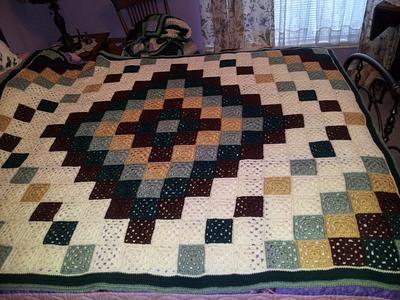 Maggie's afghan - Project by yarnhoarder