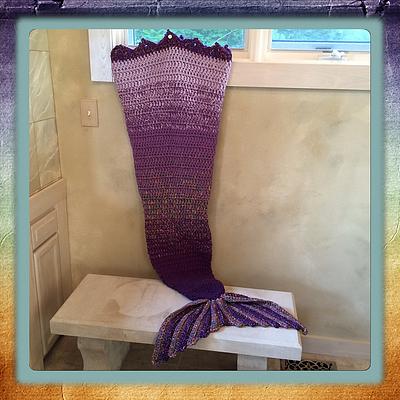 Adult Mermaid Tail Blanket - Project by Alana Judah
