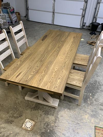 Sassafras Dining Table - Project by Coal River Workshop