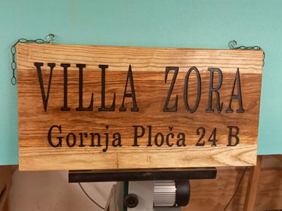 WOODEN SIGN - Project by majuvla