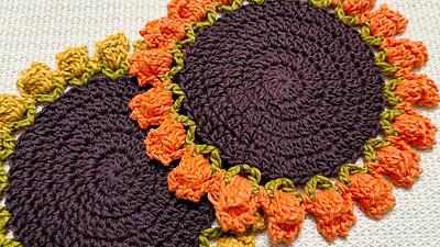 Easy Crochet Autumn Flower Placemats - Project by rajiscrafthobby