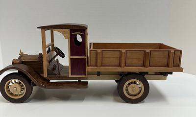 1917 Ford Model TT Truck - Project by PapaDave