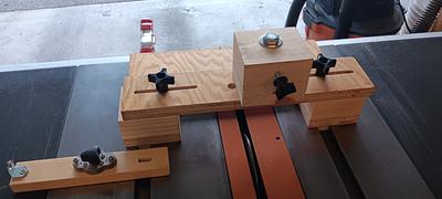 Table Saw Blade Sharpening Sled Jig - Project by MrRick