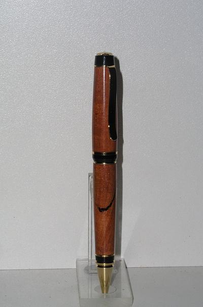 Chrysalis of a Pen - Project by LIttleBlackDuck