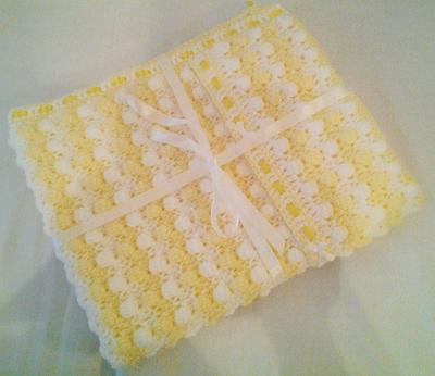 Lemon and white bobble blanket - Project by Catherine 