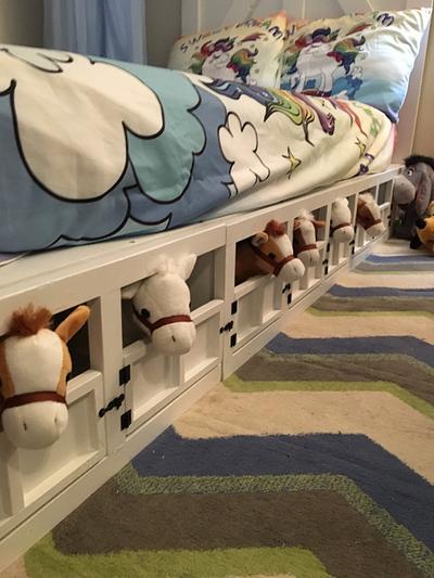Granddaughters bed - Project by Boone's Woodshed