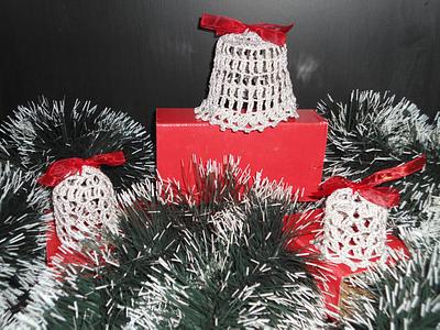 Crochet Silver Bells, Christmas Bells Decoration, Crochet Home Decor, Crochet Table Decoration - Project by etelina