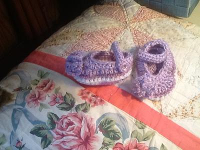 Cute pair of mary janes - Project by Wolfmate