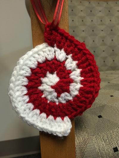 Peppermint Spiral Ornament - Project by Alana Judah