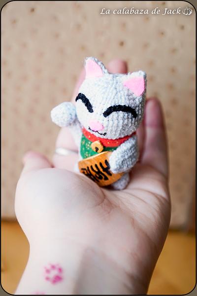 Maneki-neko Amigurumi - La Calabaza de Jack - Project by La Calabaza de Jack