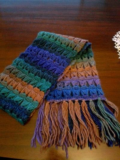 Broomstick crochet shawl - Project by Lisa Crispin