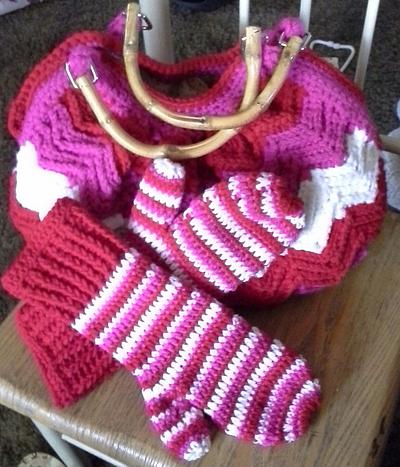 mittens and handbag - Project by michesbabybout