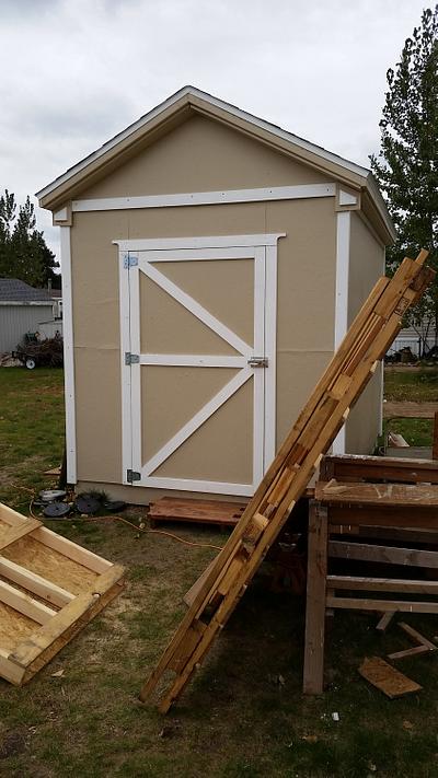 Pallet Wood Shed - Project by Steve Tow