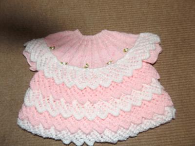 knitted and crocheted frills dress - Project by mobilecrafts