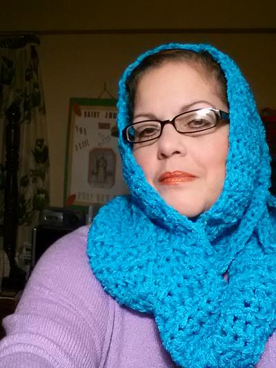 Turquoise Scarf Cowl - Project by Rosario Rodriguez