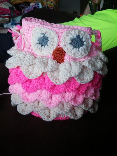 Crocodile Stich Owl purse - Project by Down Home Crochet