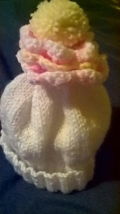 cupcake hat - Project by mobilecrafts