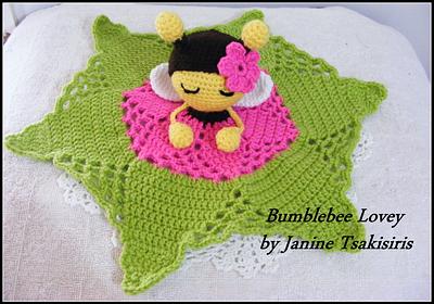 Bumble bee Lovey - Project by Neen