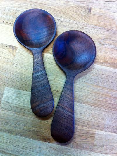 Black Walnut Serving Spoons - Project by Justsimplywood 
