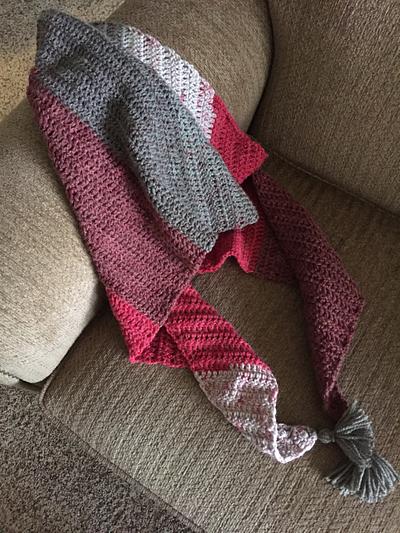 Caron cakes - kerchief scarf - Project by Shirley