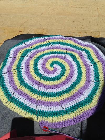 Spiral Blanket - Project by Rubyred0825