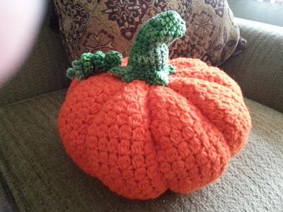 Crochet large pumpkin  - Project by Shirley