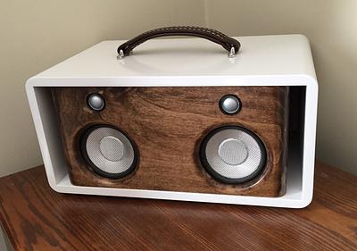 Portable Bluetooth stereo - Project by Oblivion