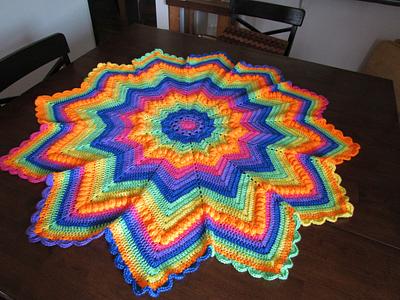 Rainbow Baby Blanket, 12 point star - Project by JacKnits