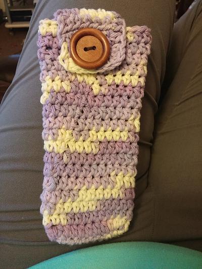 Sunglasses case - Project by Down Home Crochet