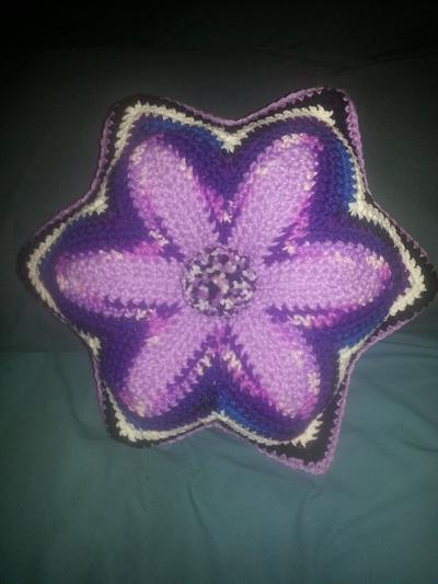 Starflower Pillows - Project by Theresa Young